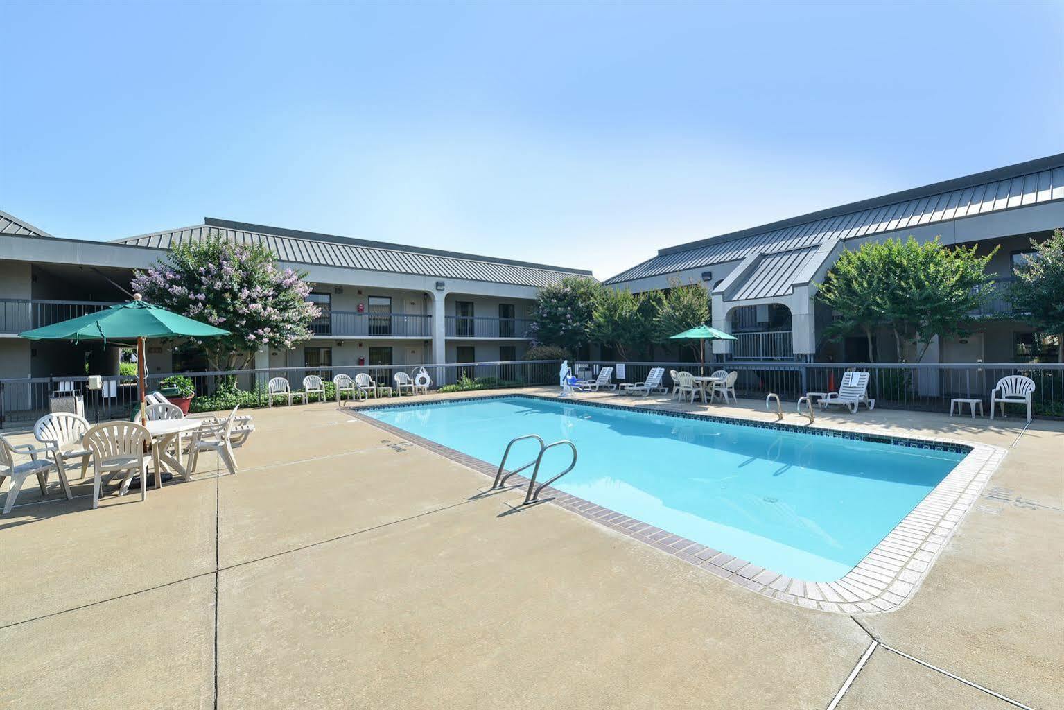 Quality Inn Fredericksburg-Central Park Area Экстерьер фото