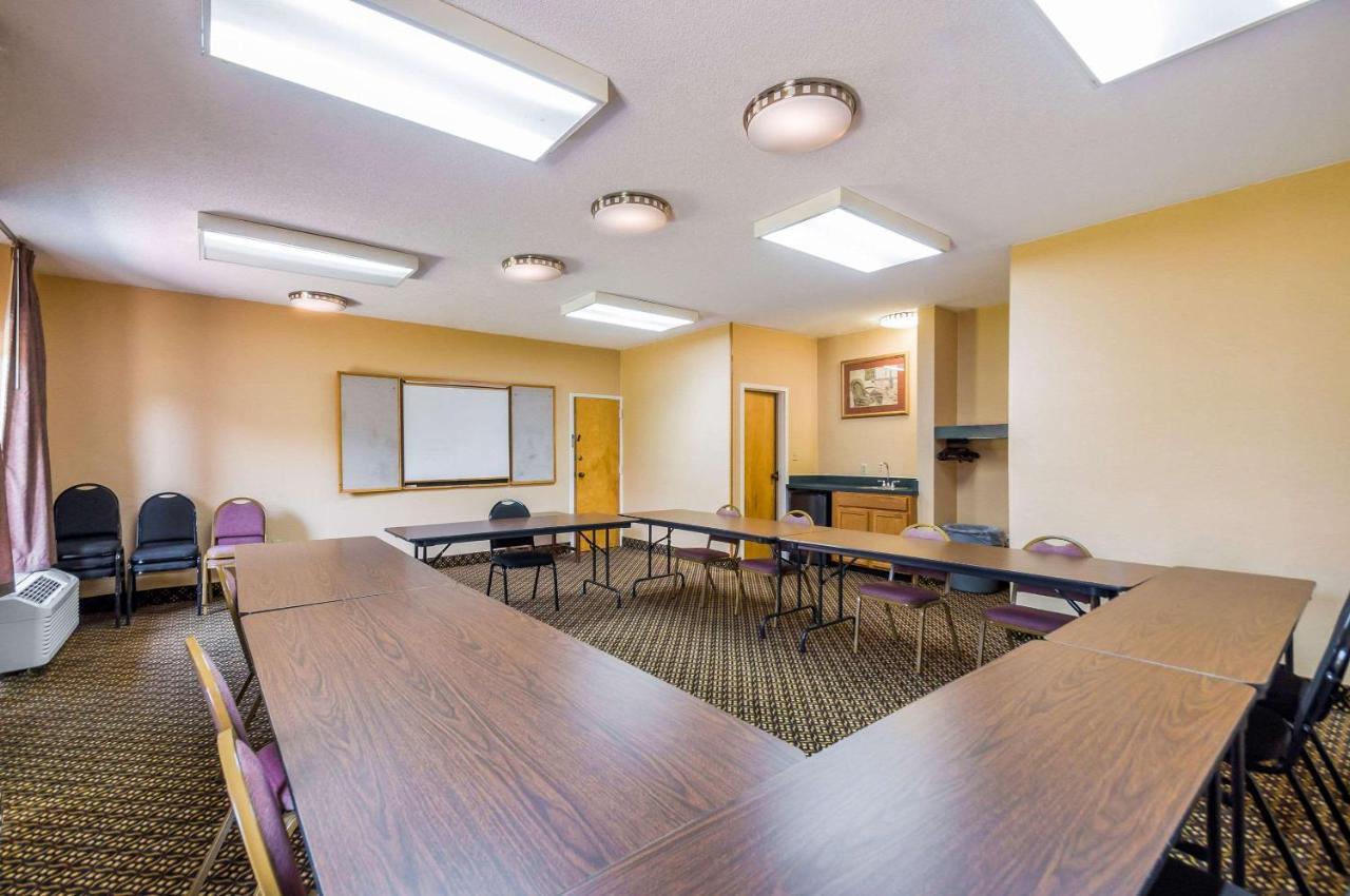 Quality Inn Fredericksburg-Central Park Area Экстерьер фото