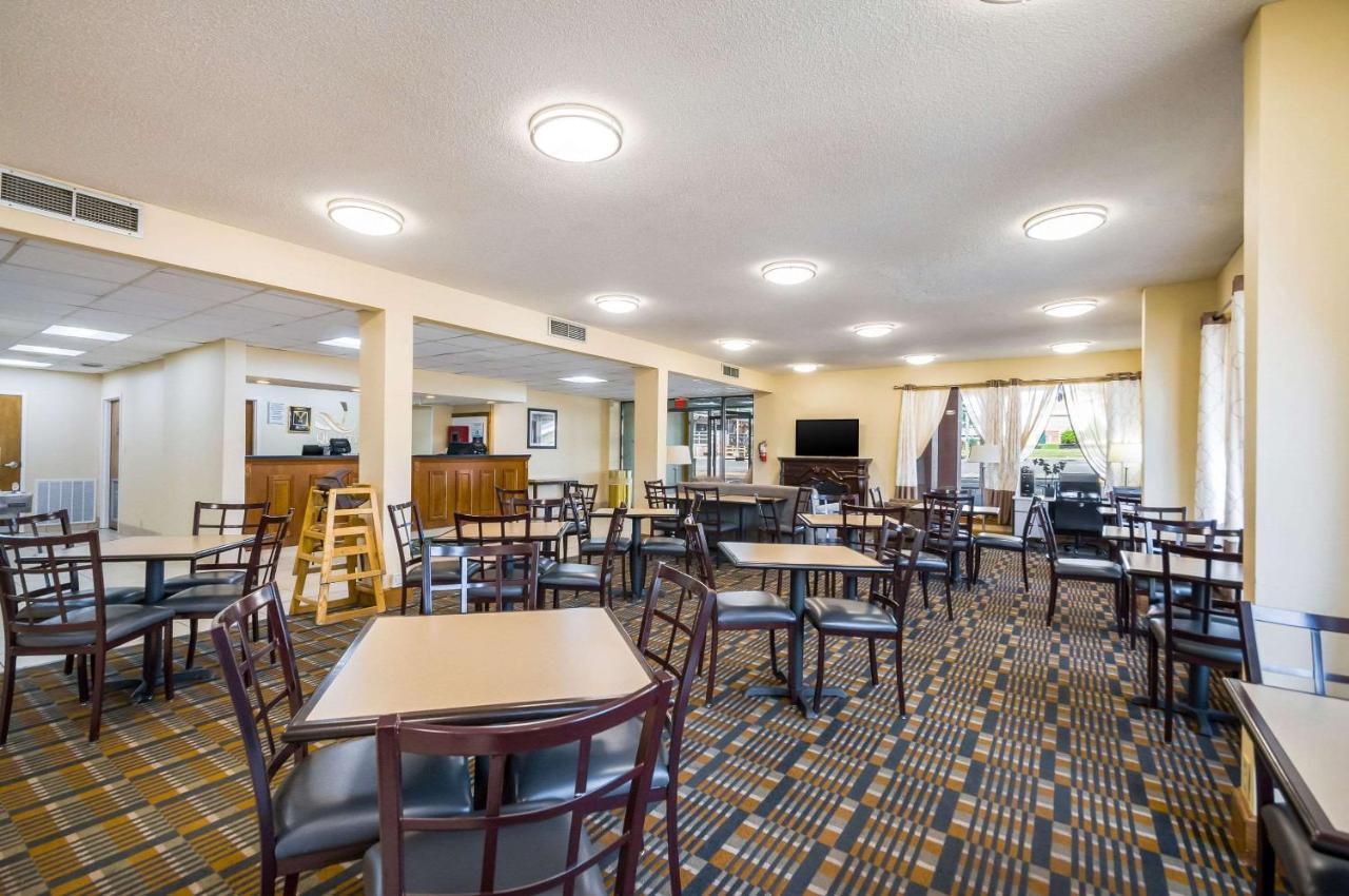 Quality Inn Fredericksburg-Central Park Area Экстерьер фото