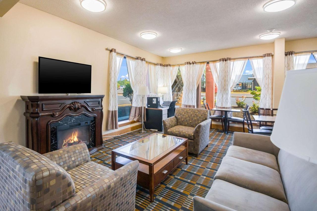 Quality Inn Fredericksburg-Central Park Area Экстерьер фото